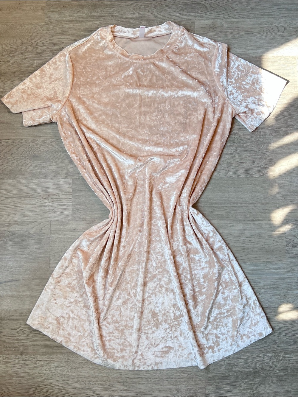 Xhilaration Blush Crushed Velvet Short Sleeve Mini Dress